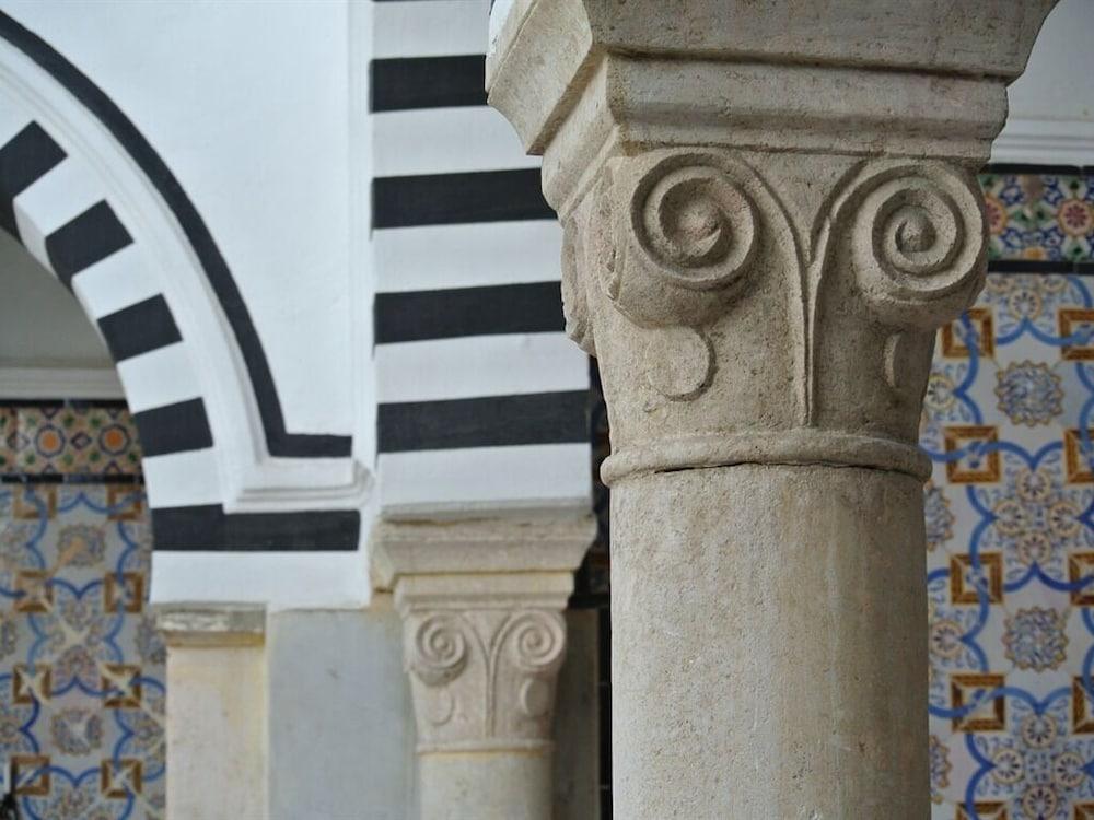 Dar Ben Gacem Hotel Tunes Exterior foto