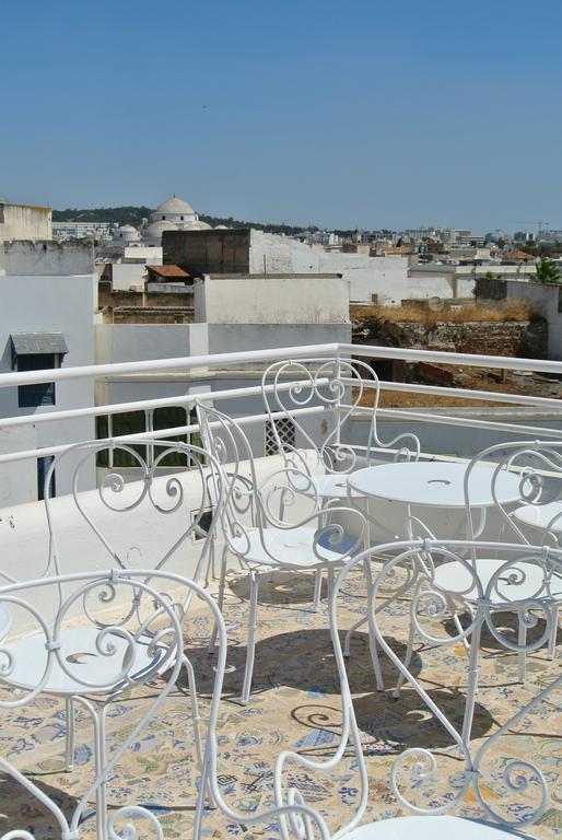 Dar Ben Gacem Hotel Tunes Exterior foto